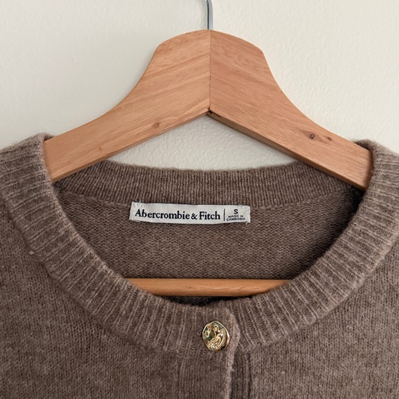 Abercrombie & Fitch Brown Women's Cardigan - Picture 4 of 7